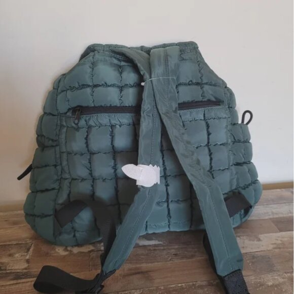 Free People NWT Movement Green Quilted Backpack Bag - Picture 6 of 8